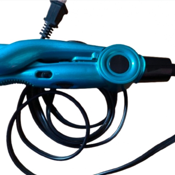 TIGI Bed Head Massive Shine Wave Artist 2x Tourmaline Ceramic Waver Curling Iron - Picture 5 of 9